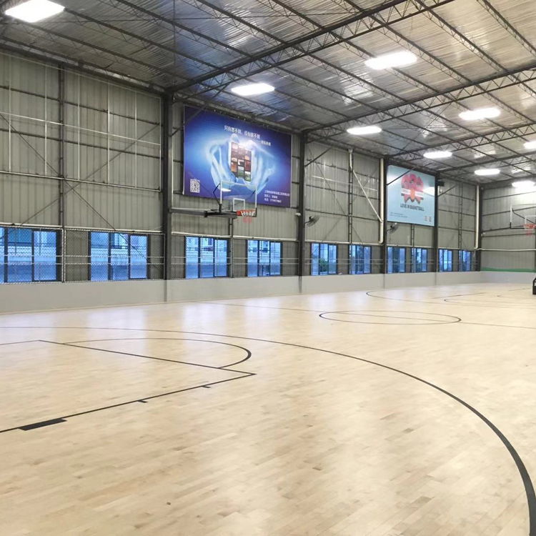篮球馆木地板建造_室内篮球地板价格_篮球实木地板安装--地拓体育