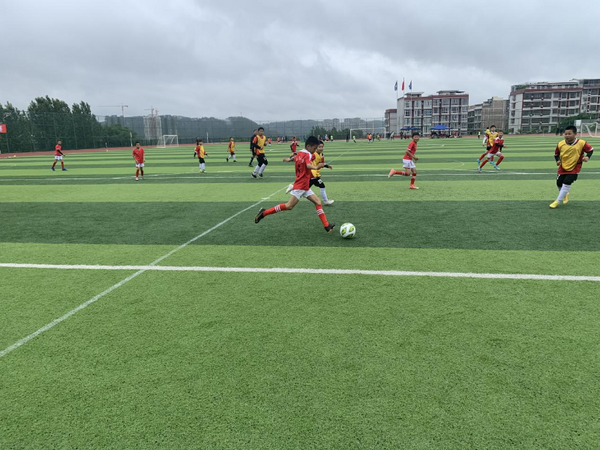綿陽市游仙區舉行中小學校園足球聯賽