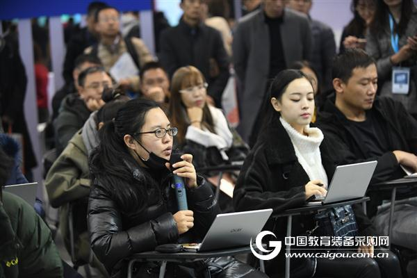 堅持教育本質：OKAY智慧課堂落地生根