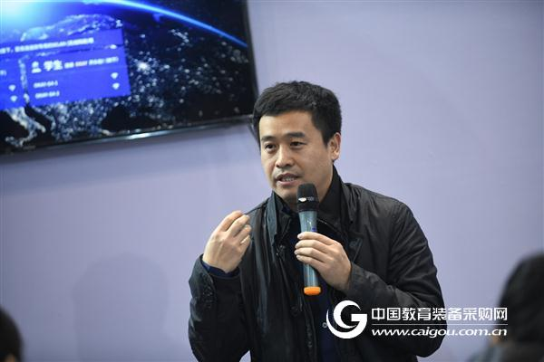 堅持教育本質：OKAY智慧課堂落地生根