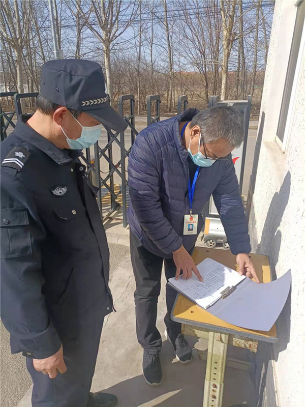 北京市千余名掛牌責任督學跟進督導校園一線疫情防控工作