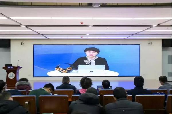蚌埠市全國智慧教育示范區建設推進會成功舉辦