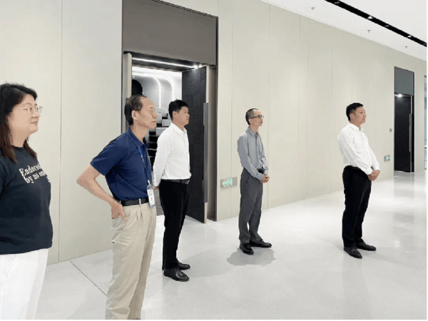 四川大學生物治療全國重點實驗茍馬玲一行來訪華夏源考察交流