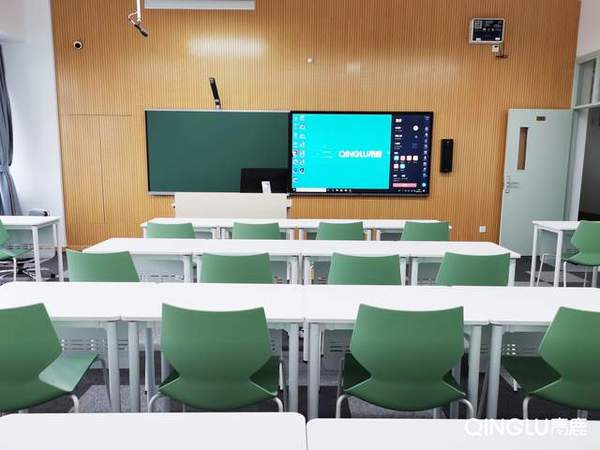 華東師范大學108間青鹿智慧教室閃亮登場！