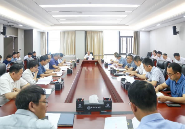 安徽理工大學召開2022-2023年度“最美家庭”、第七屆道德模范正式候選人評選推薦會議