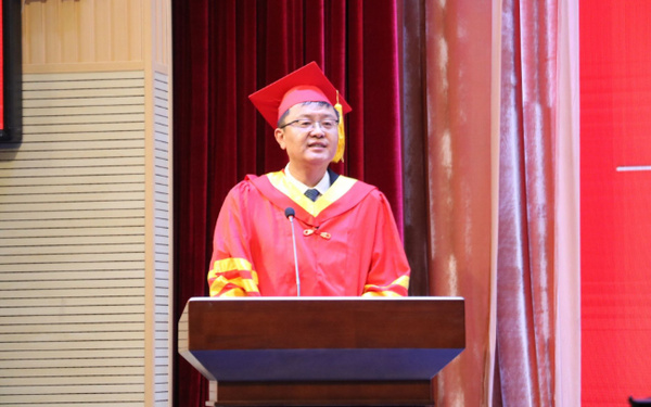 甘肃民族师范学院举行2025届学生毕业典礼暨学士学位授予仪式