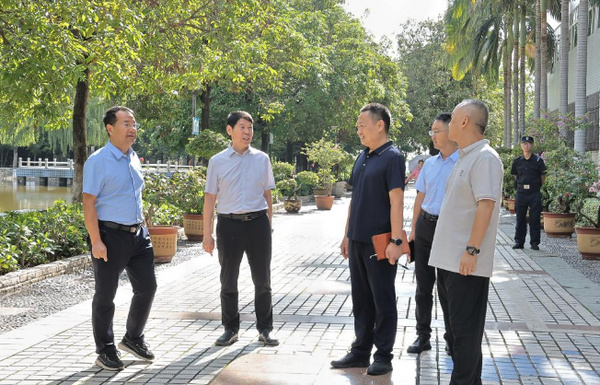 宜賓學院領導帶隊開展暑期校園安全穩定專項督查