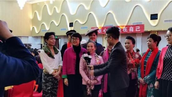 學齊智應邀參加“中國人·幸福年”春晚授牌儀式