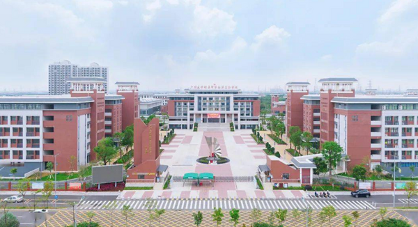 開學第一天，廣州市南沙區的這些學校都用上了“黑科技”