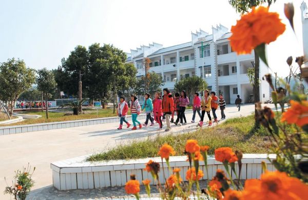 十年砥礪奮進路，贛州教育譜新篇
