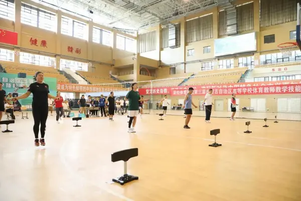 內蒙古自治區教育廳舉辦第三屆全區高等學校體育教師教學技能展示活動