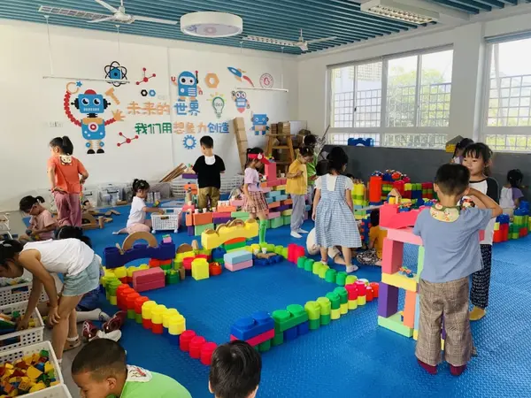 優化教育裝備，共筑樸美樂園| 龍灣八幼迎接溫州市教育裝備達標園創建評估驗收