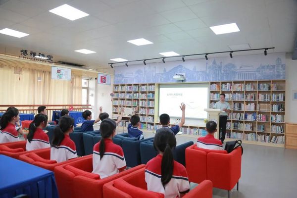 “醉”美“悦”读：打卡广东碧桂园学校图书馆