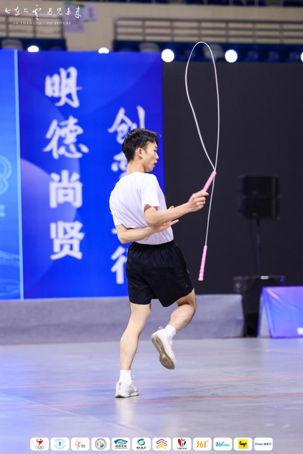 喜報 |  南昌應用技術師范學院校跳繩隊在2024年全國跳繩錦標賽中榮獲佳績